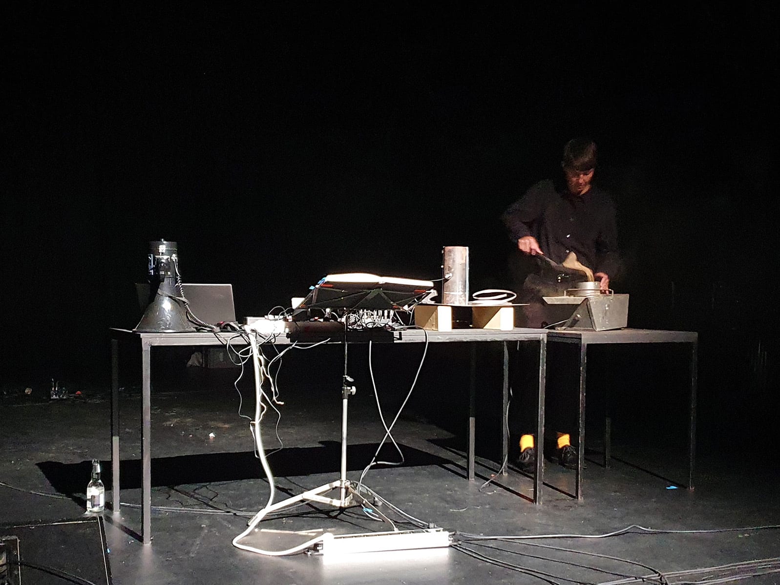 Concert performance "Pödelwitz" @ Klangzeit Festival, Münster, GER, A sound piece about the small village that should be dredged because of coal production.
