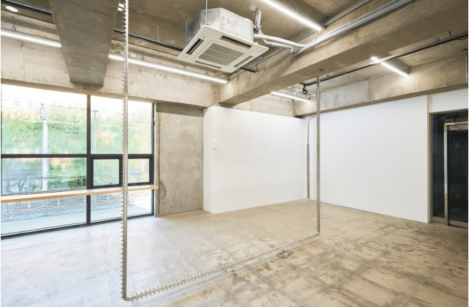The installation of anti-climb security spikes around households in Korea serves as protection for households. It remarkably resembles medieval instruments of torture. This work delves into the recurring history of human violence, meticulously examining the intricate complexities and patterns inherent in the narrative of human conflict.